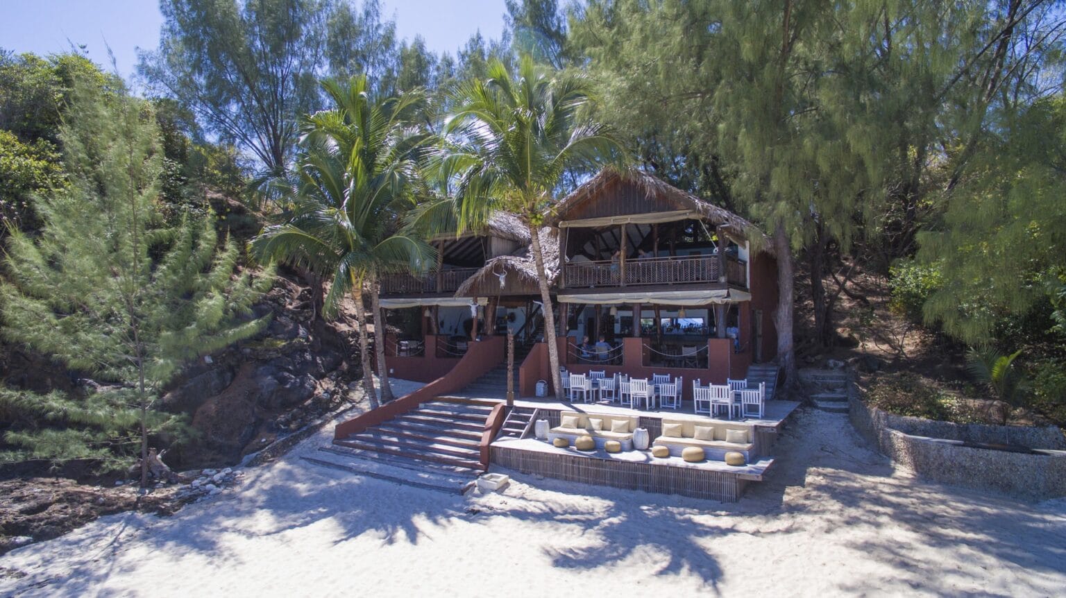 tsarabanjina-madagascar-wedo-2016-restaurant-01.jpg