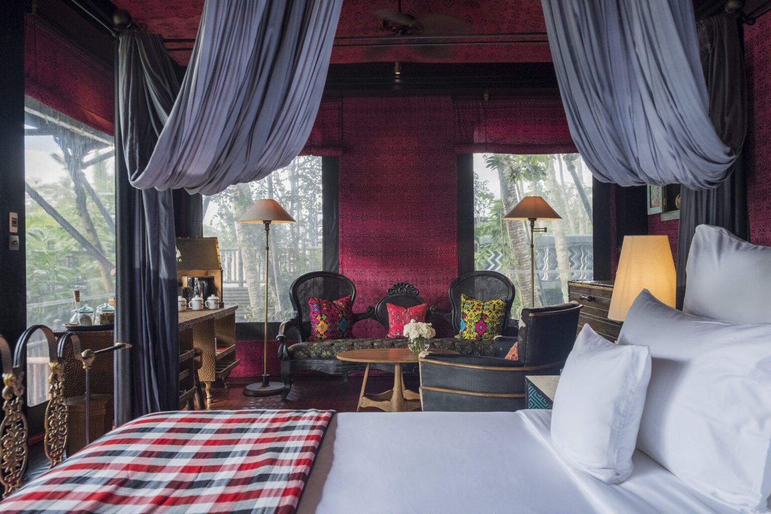 ubud-accommodation-kelikivalley-bedroom-05.jpg