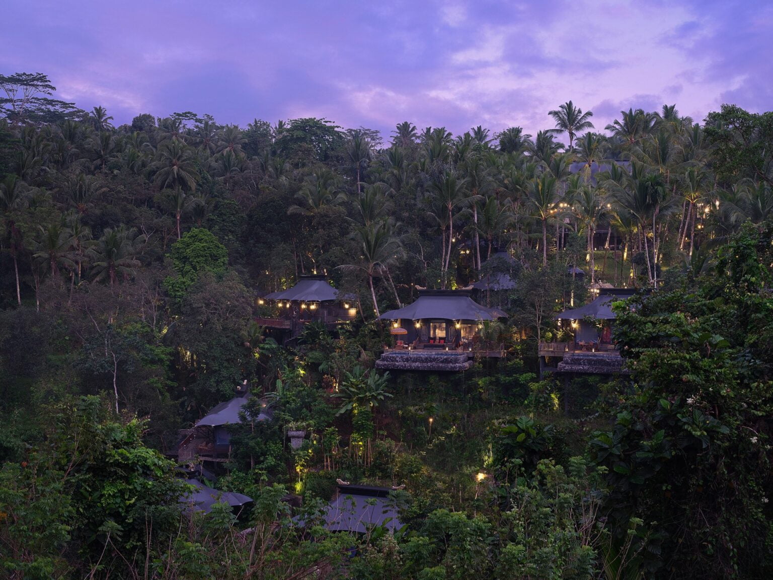 ubud-accommodation-tentoverview-fromacross-thevalley.jpg