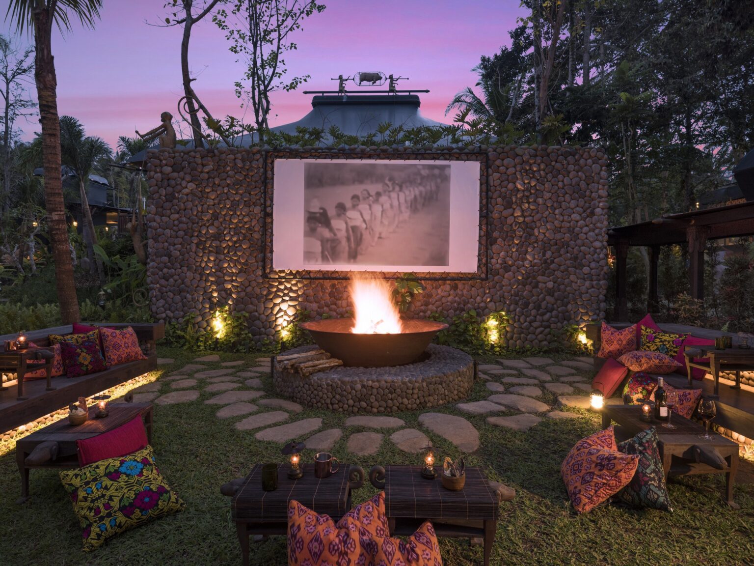 ubud-dining-campfire-gallery-01.jpg