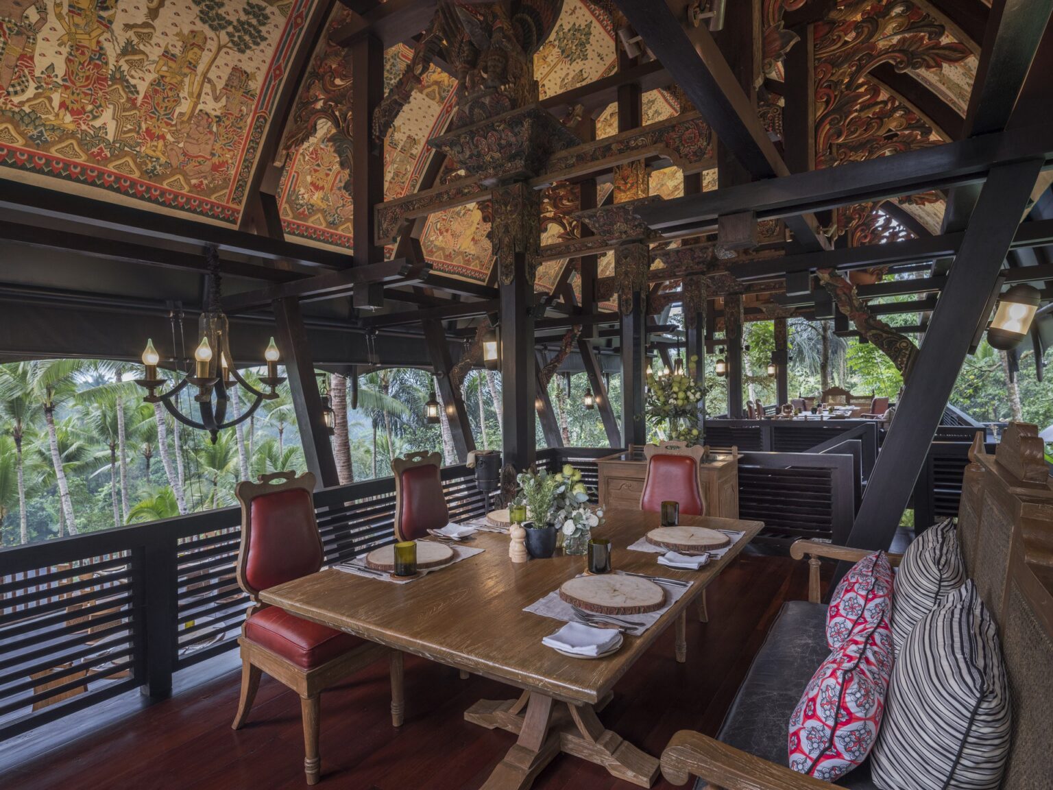 ubud-dining-madslange-interior.jpg