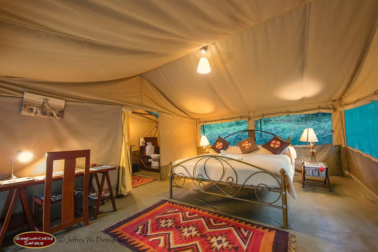 wyprawy-Kenia-a-la-Hemingway-Nairobi-Tented-Camp-4.jpg