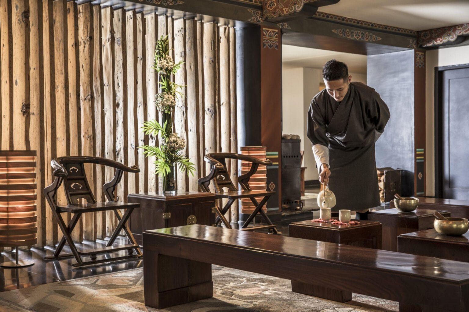 103453809-H1-Lobby_Preparing_Welcome_Tea.jpg