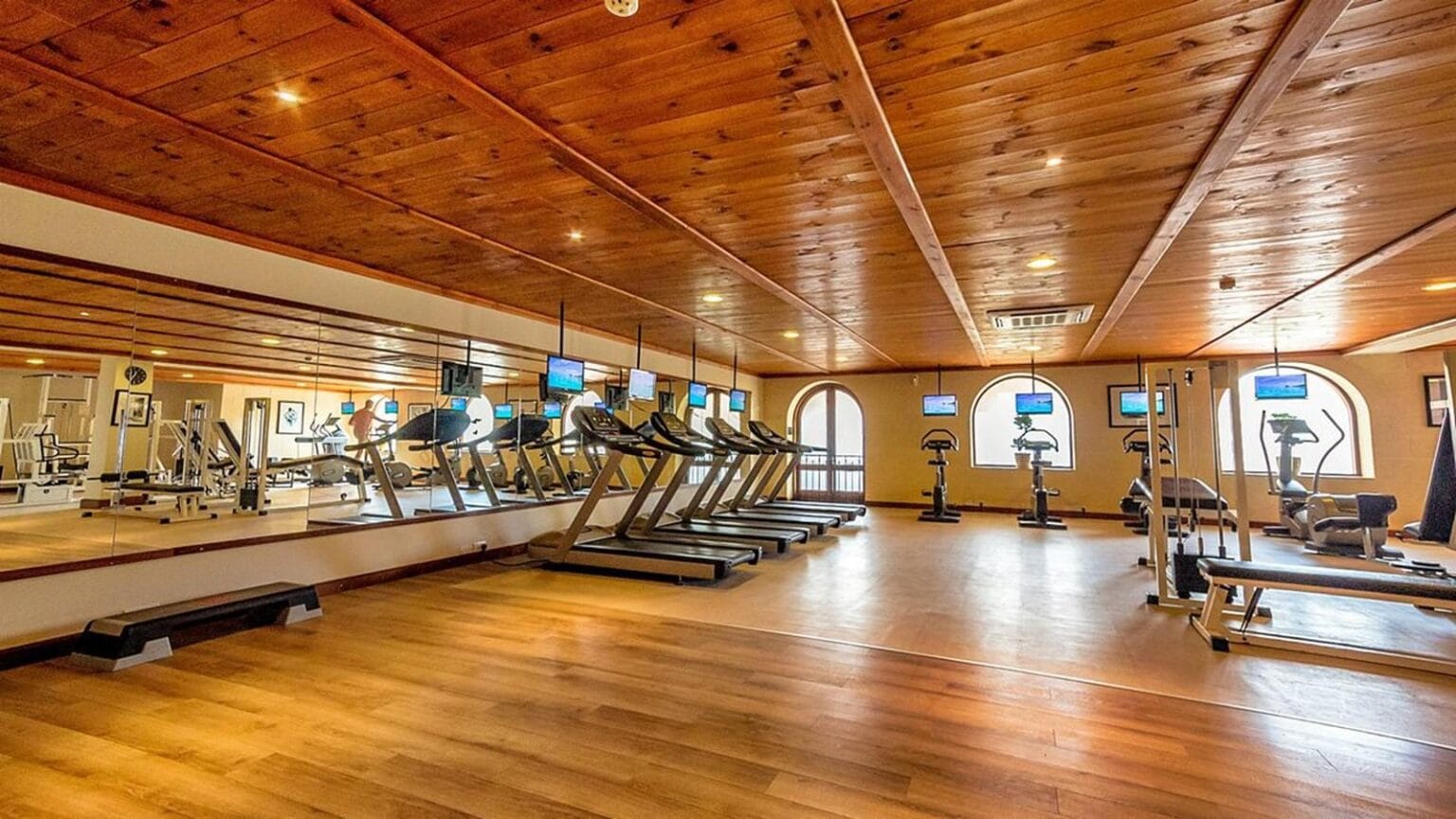 18-Malta-Kempinski-Hotel-San-Lawrenz-Gozo-fitness-centre.jpg