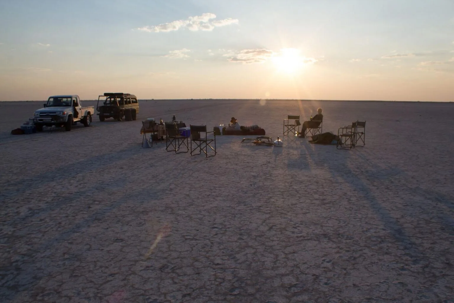 44Meno-a-Kwena-Salt-Pan-Sleep-Out-enjoy-when-staying-3-nights-or-longer.jpg
