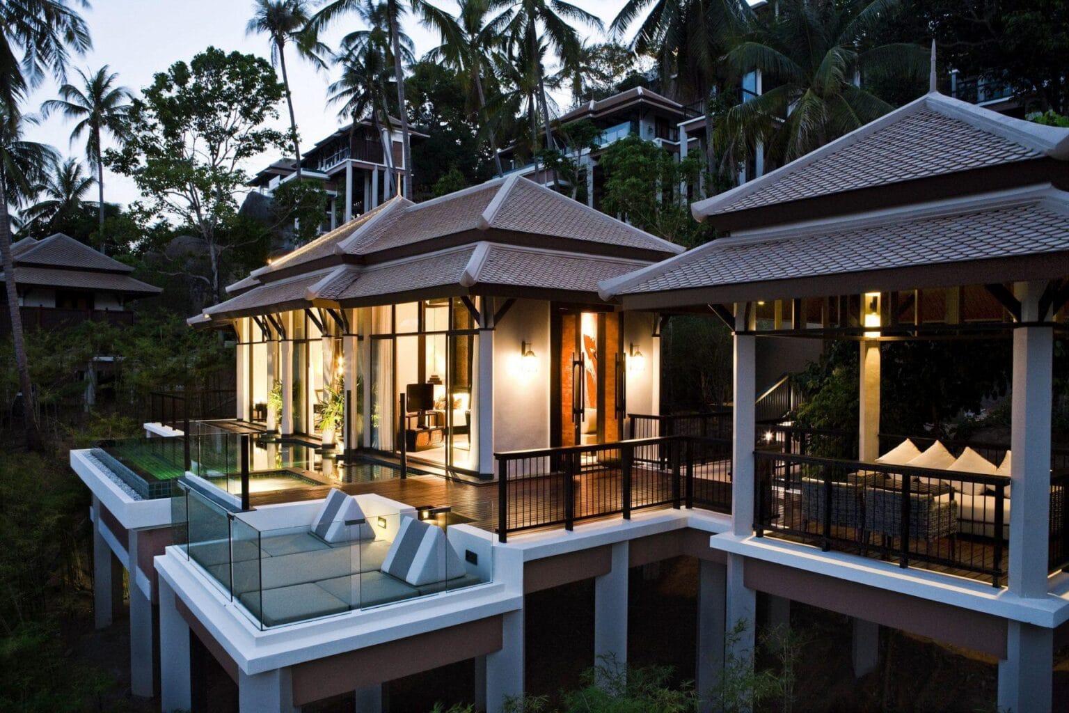 68263493-H1-BTTHSM_PC_1114_guest_room_royal_banyan_ocean_HR0003.jpg