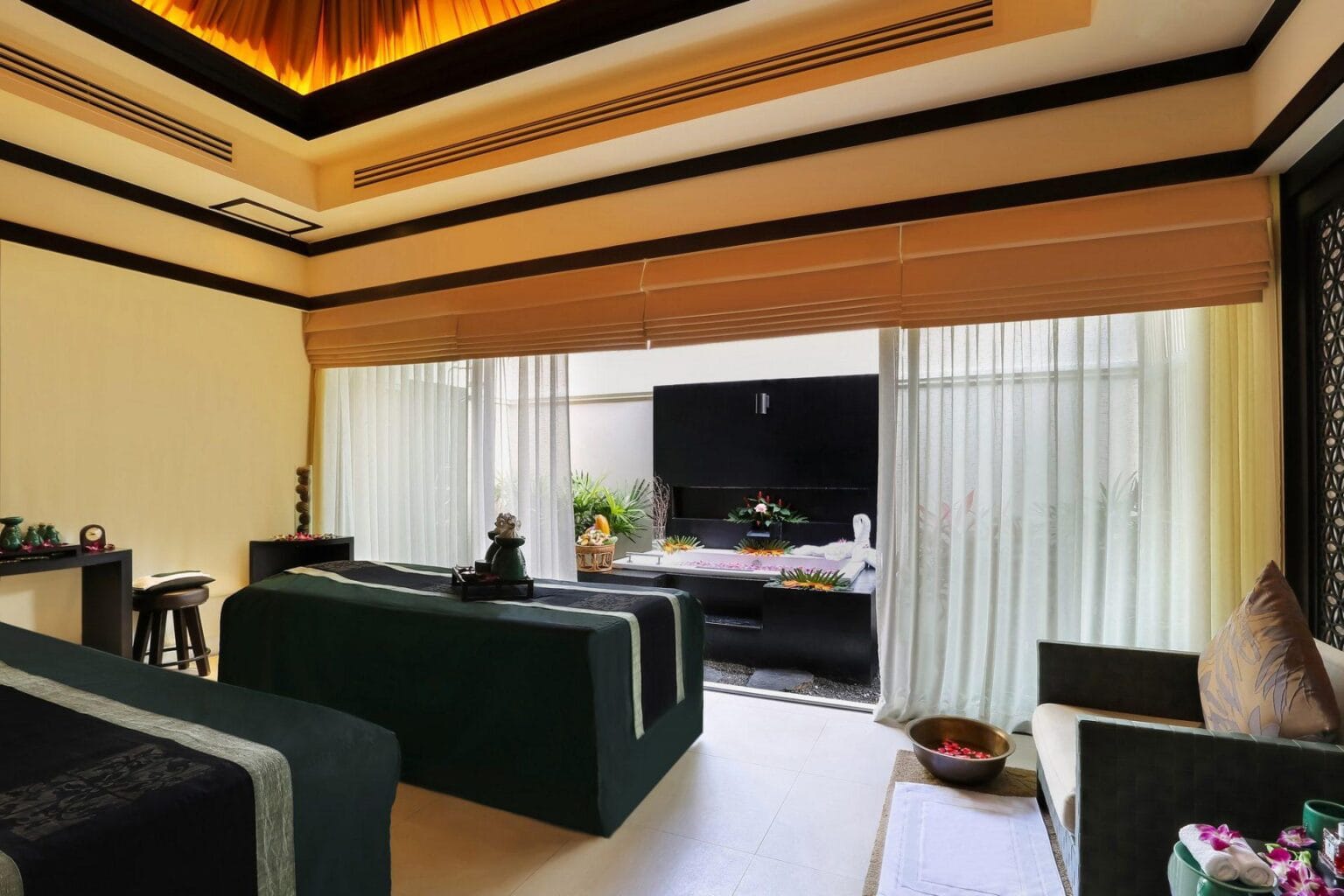 68263573-H1-BTTHSM_PC_0115_spa_treatment_room_HR0001.jpg