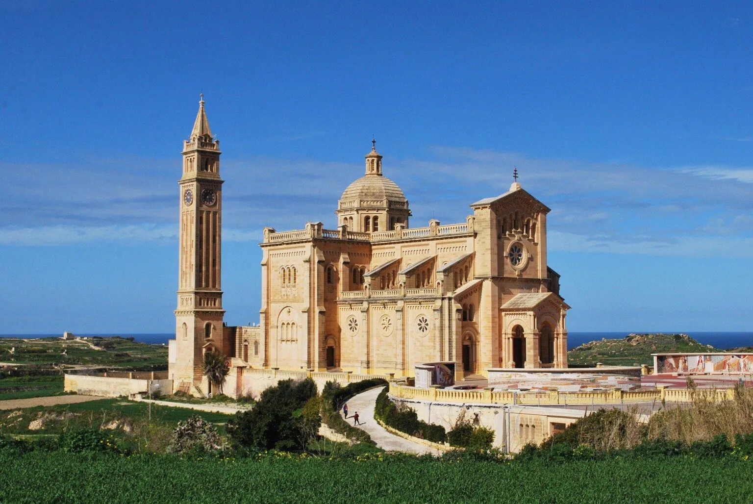 9.-фото.-Mojpe-on-pixabay.com_.jpg