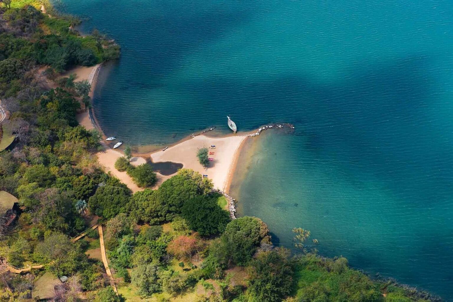 Aerial-view-lake-malawi-pumulani.jpg