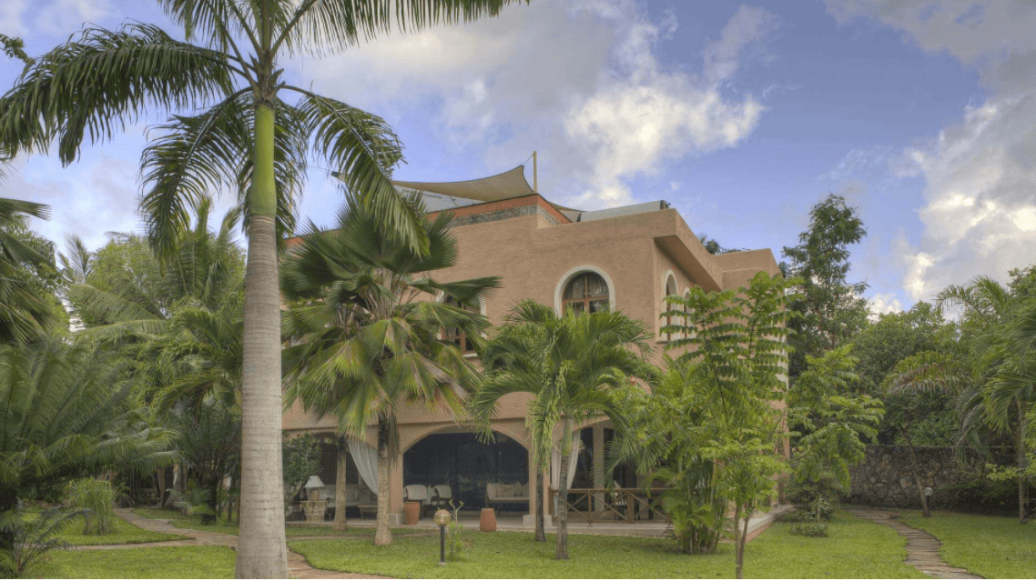 Almanara-Luxury-Boutique-Hotel-Villas-najlepsze-hotele-w-Kenii-luksusowe-wycieczki-szyte-na-miare-do-Kenii-luksusowe-wakacje-w-Kenii-4erty.png