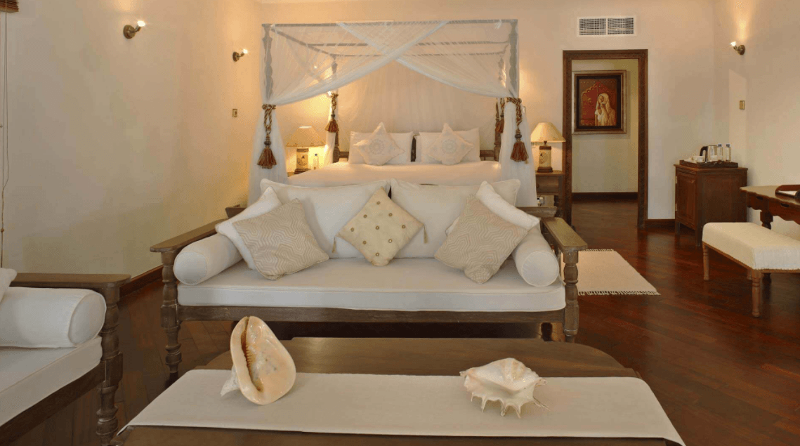 Almanara-Luxury-Boutique-Hotel-Villas-najlepsze-hotele-w-Kenii-luksusowe-wycieczki-szyte-na-miare-do-Kenii-luksusowe-wakacje-w-Kenii-7.png
