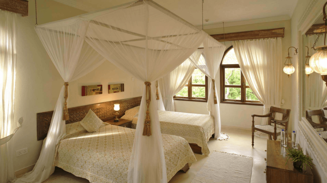 Almanara-Luxury-Boutique-Hotel-Villas-najlepsze-hotele-w-Kenii-luksusowe-wycieczki-szyte-na-miare-do-Kenii-luksusowe-wakacje-w-Kenii1vg.png