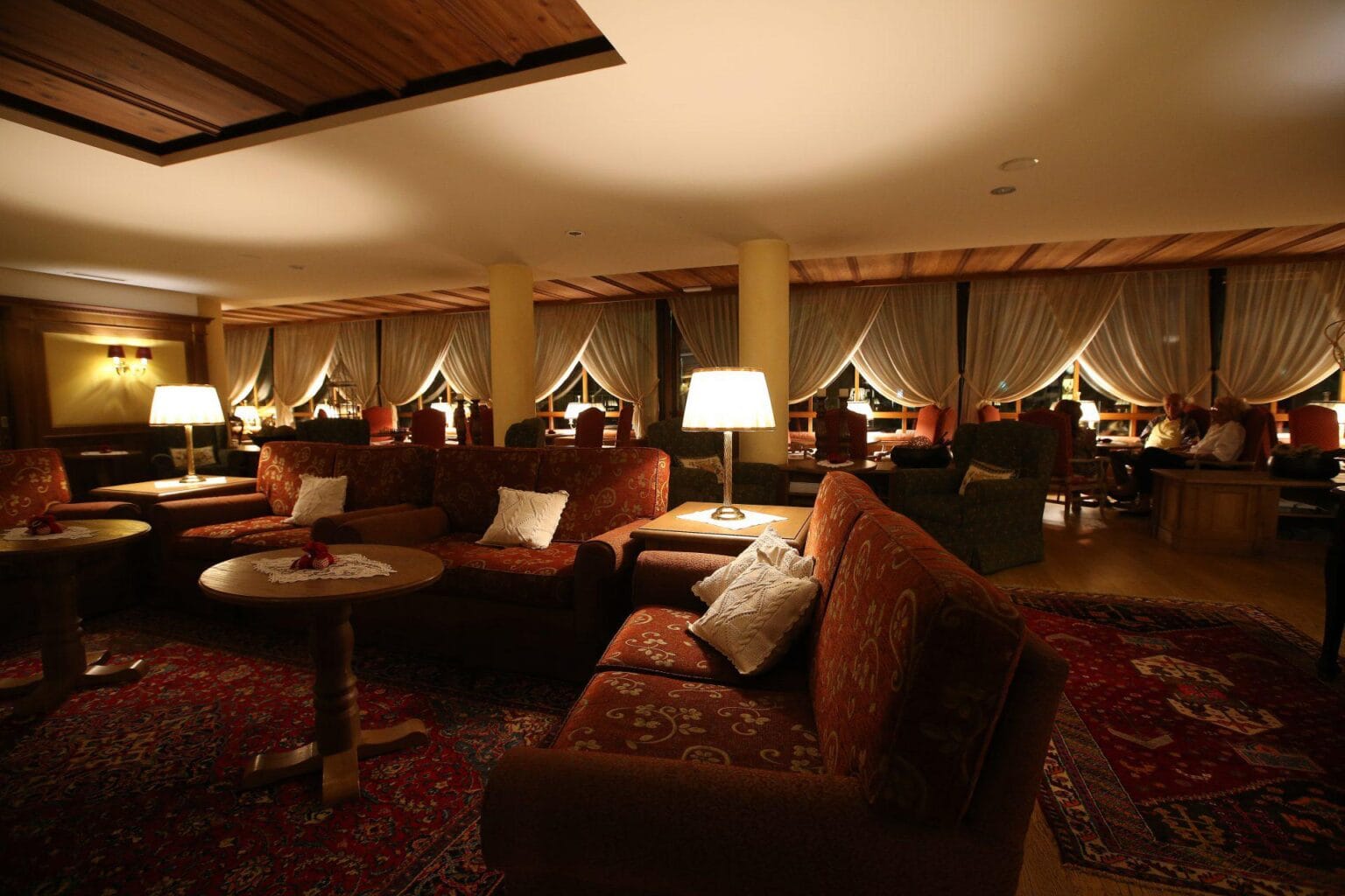 Alpen-Suite-3.jpg
