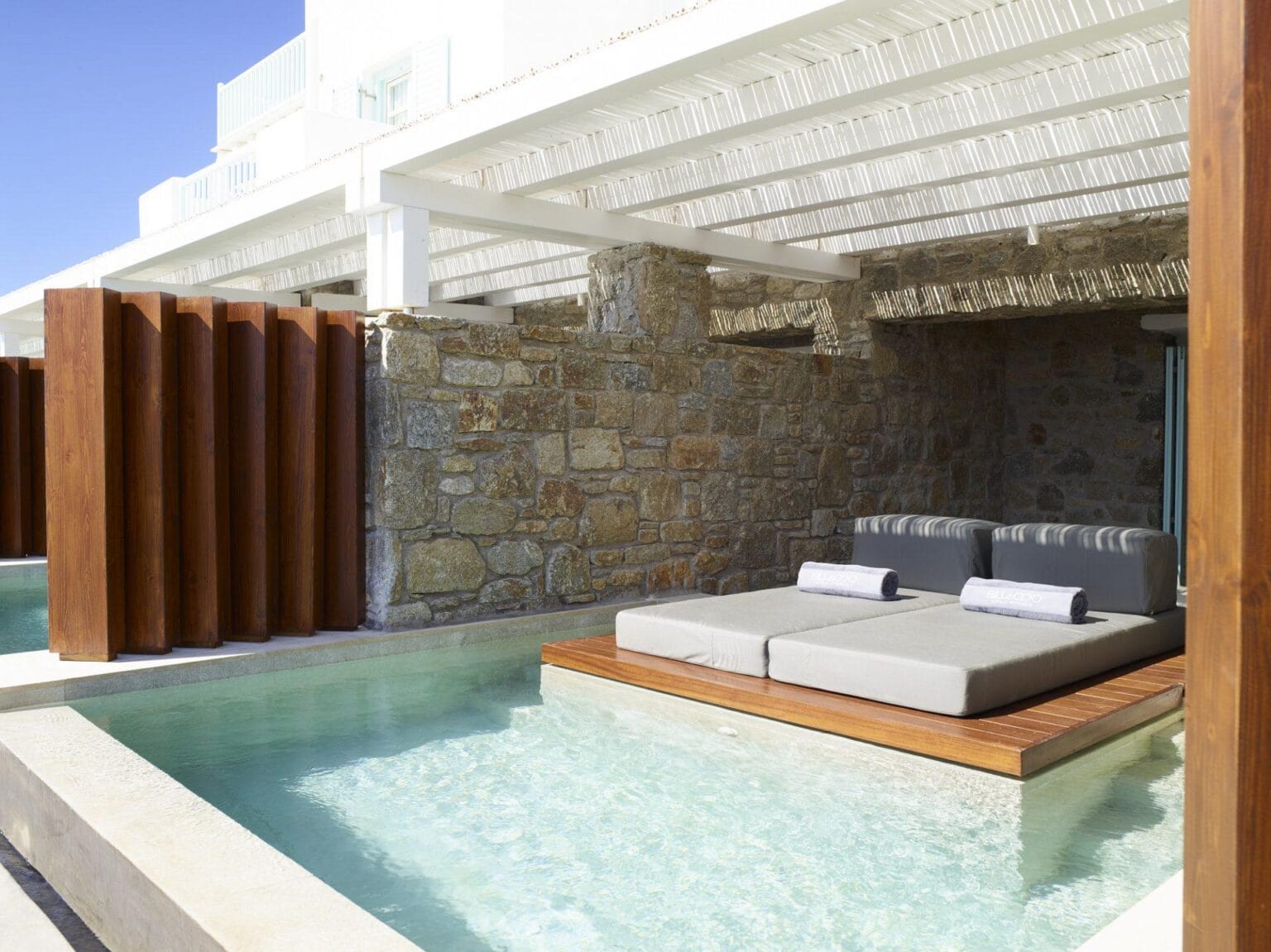Bill-Coo-Suites-Mykonos-najlepsze-hotele-w-Grecji-luksusowe-hotele-w-Grecji-hotele-tylko-dla-doroslych-w-Grecji-ekskluzywne-wakac-10.jpg