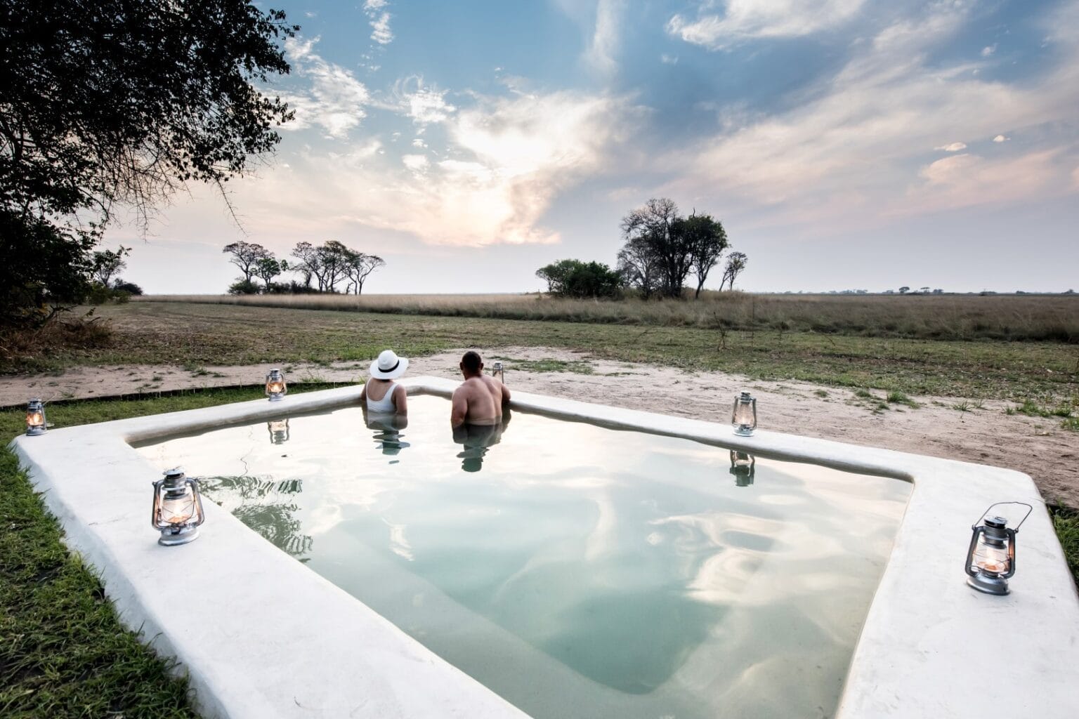 Chisa-Busanga-Camp-by-Green-Safaris-Zambia-najlepsze-hotele-w-Zambii-luksusowe-hotele-w-Zambii-luksusowe-wycieczki-szyte-na-miare-do-Zambii-ekskluzywne-wczasy-w-zambii-8.jpg