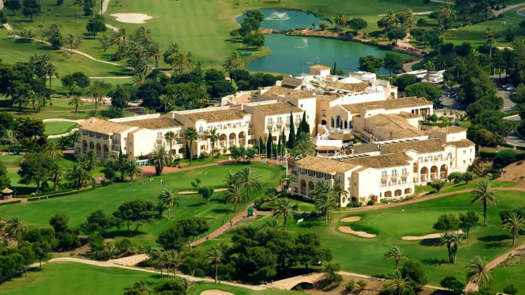Grand Hyatt La Manga Club Golf & Spa, поля для гольфа в Испании, спортивные каникулы в Испании