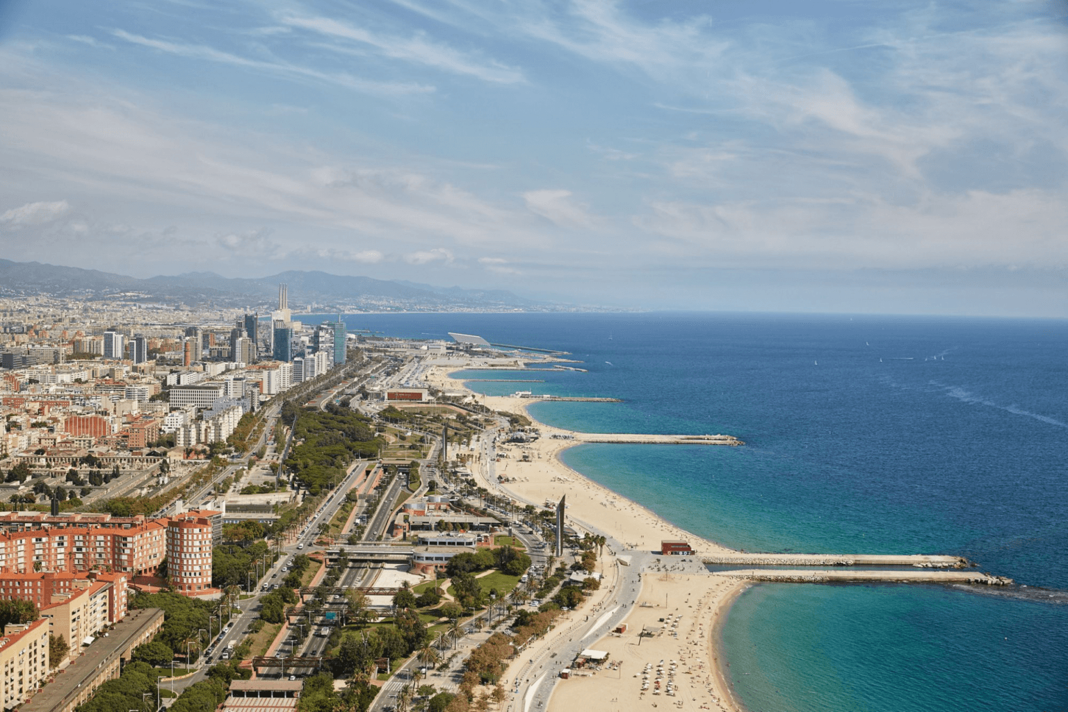 Hotel-Arts-Barcelona-najlepsze-hotele-w-Barcelonie-przy-plazy-luksusowe-hotele-przy-plazy-w-Hiszpanii-wakacje-w-Barcelonie-indywidualne-wycieczki-do-Barcelony-37.png
