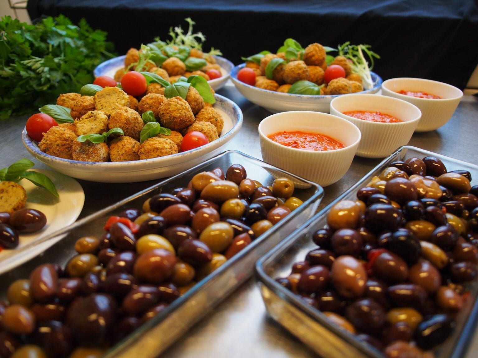 Izrael-falafelle-meze.jpg