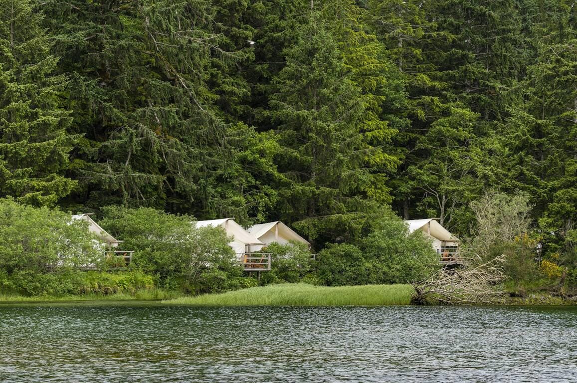 Kanada-British-Columbia-Wildretreat-rzeka.jpg