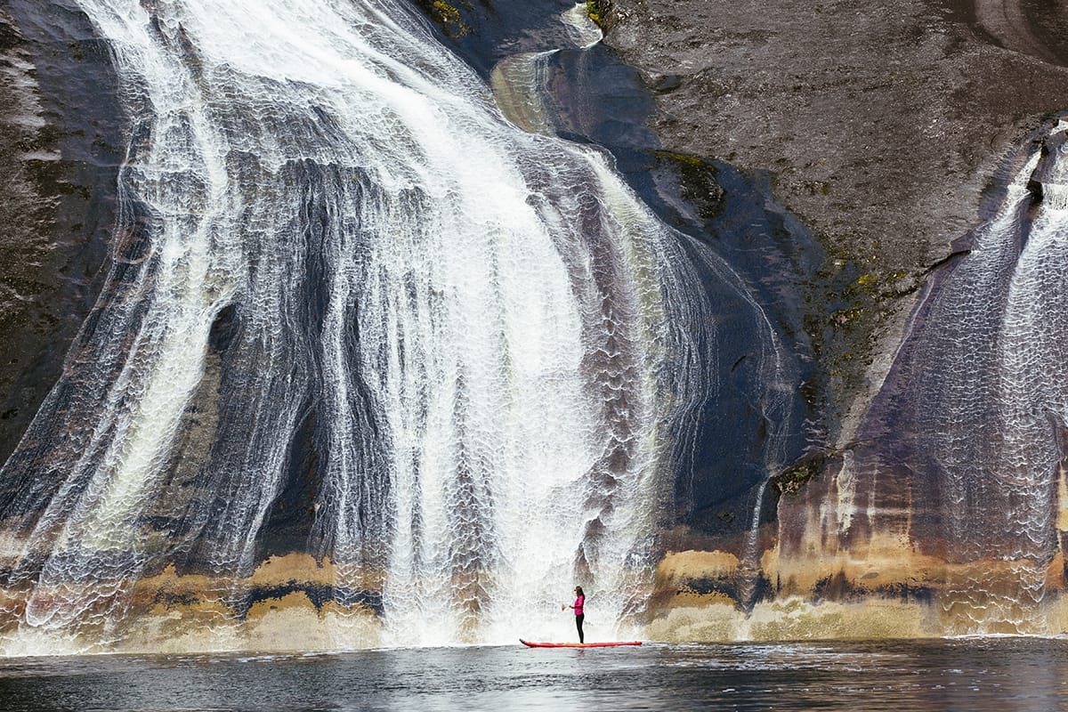 Kanada-Zachodnia-Nimmo-Bay-stand-up-paddle.jpg