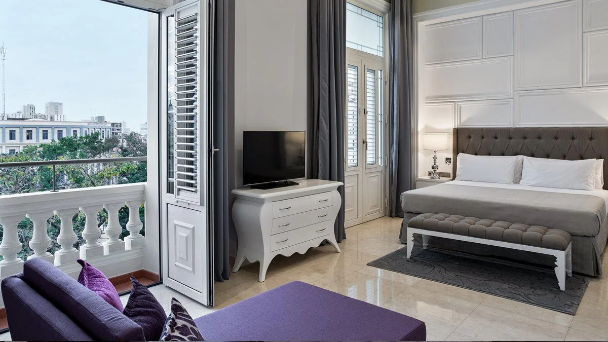 Kempinski-Manzana-Havana-Cuba-Presidential-Suite-view.jpg
