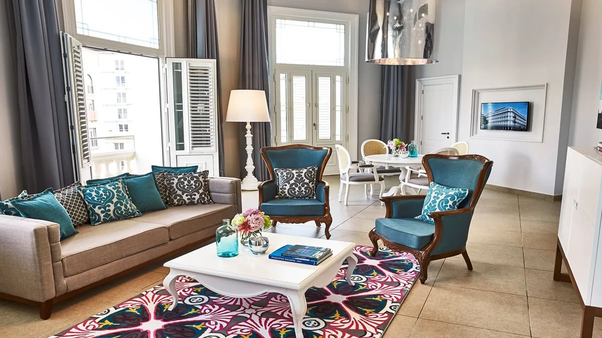 Kempinski-Manzana-Havana-Cuba-Suite-living-room.jpg
