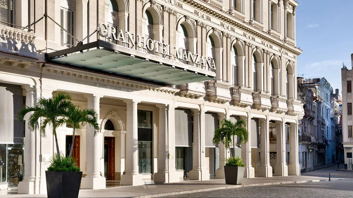 Kempinski-Manzana-Havana-Cuba-entrance.jpg