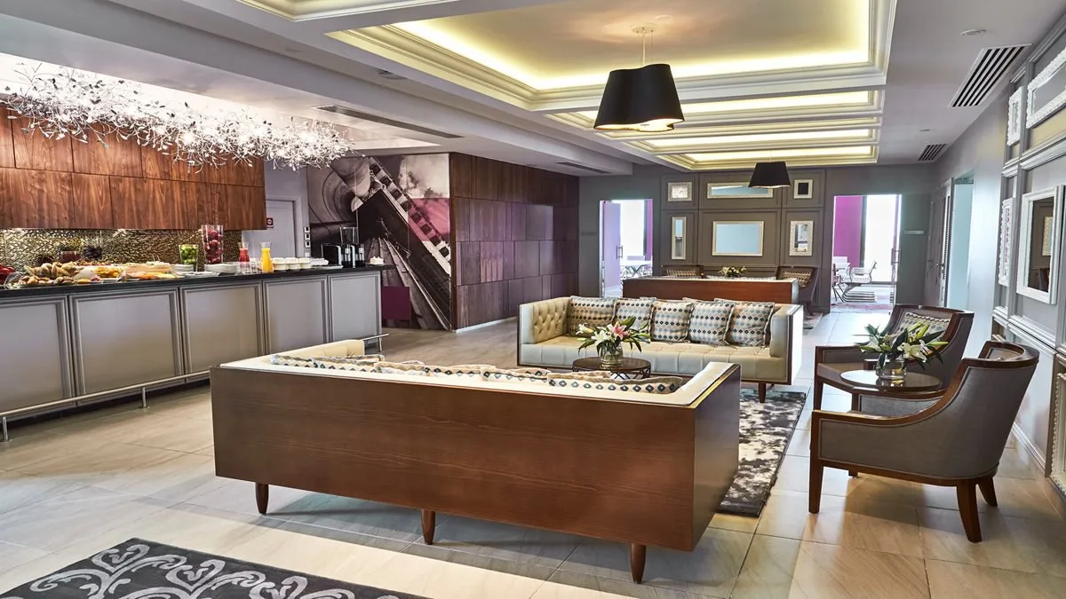 Kempinski-Manzana-Havana-Cuba-meeting-room.jpg