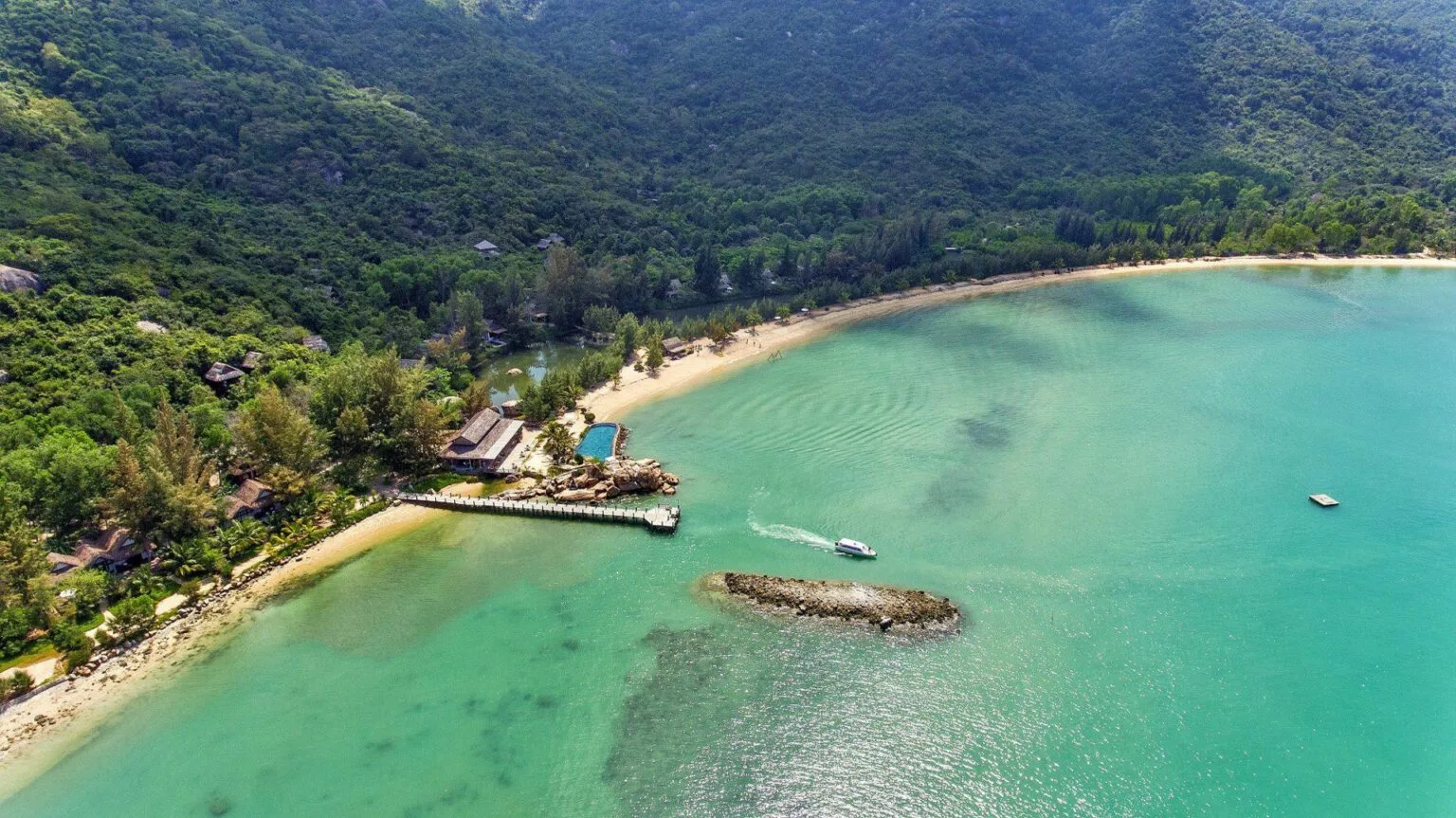 LAlya-Ninh-Van-Bay-luksusowe-hotele-w-Wietnamie-wczasy-w-Wietnamie-ekskluzywne-hotele-w-Wietnamie-15.jpg