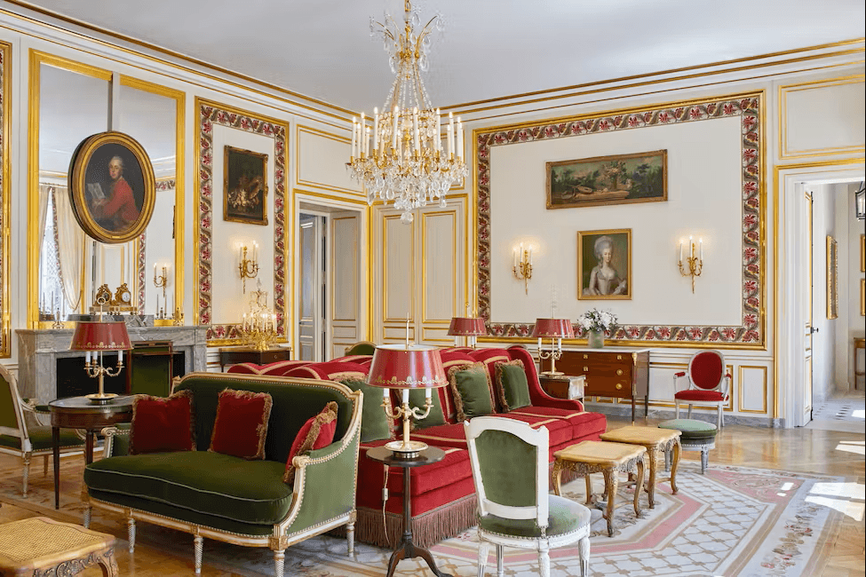 Le-Grand-Controle-Chateau-de-Versailles-Francja-luksusowe-hotele-we-Francji-wakacje-we-Francji-ekskluzywne-wczasy-we-Francji-wakacje-z-dziecmi-we-Francji-2.png