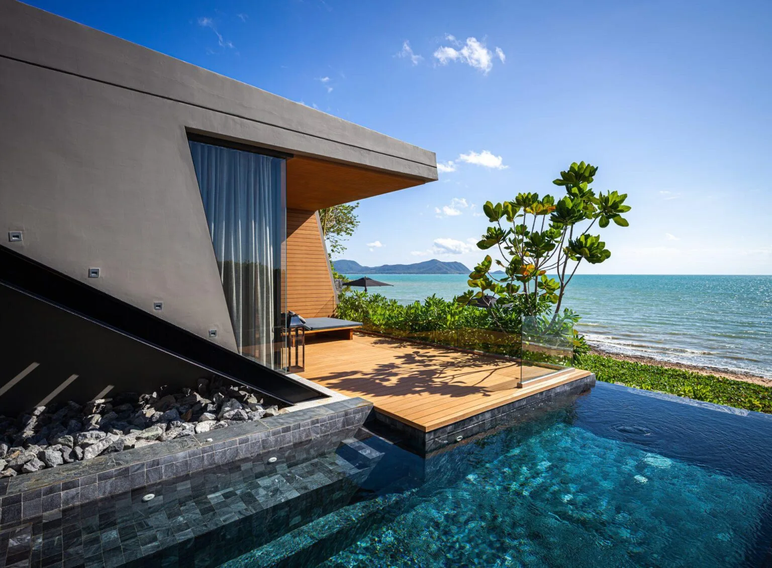 Mason-Pattaya-Thailand-best-hotels-in-thailand-holidays-in-thailand-luxury-trips-to-thailand-25.jpg