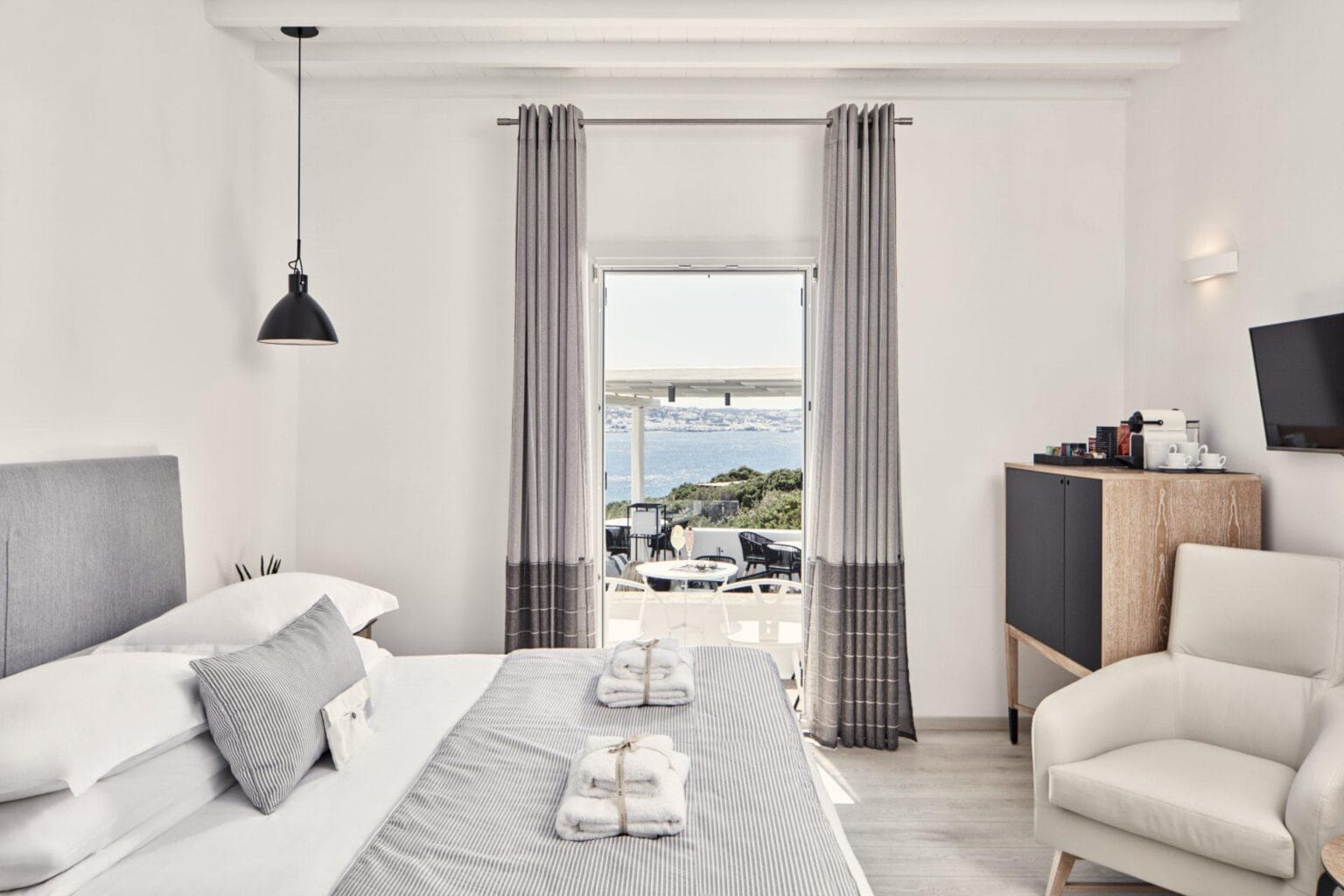 Mykonos-Princess-Hotel-najlepsze-hotele-na-Mykonos-wakacje-na-Mykonos-luksusowe-wakacje-w-Grecji-27.jpg