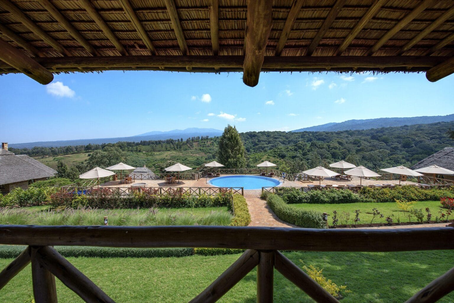 Neptune-Ngorongoro-Luxury-Lodge-Tanzania-najlepsze-safari-w-Tanzanii-luksusowe-wyprawy-o-Tanzanii-wycieczki-do-Tanzanii-szyte-na-miare-1.jpg