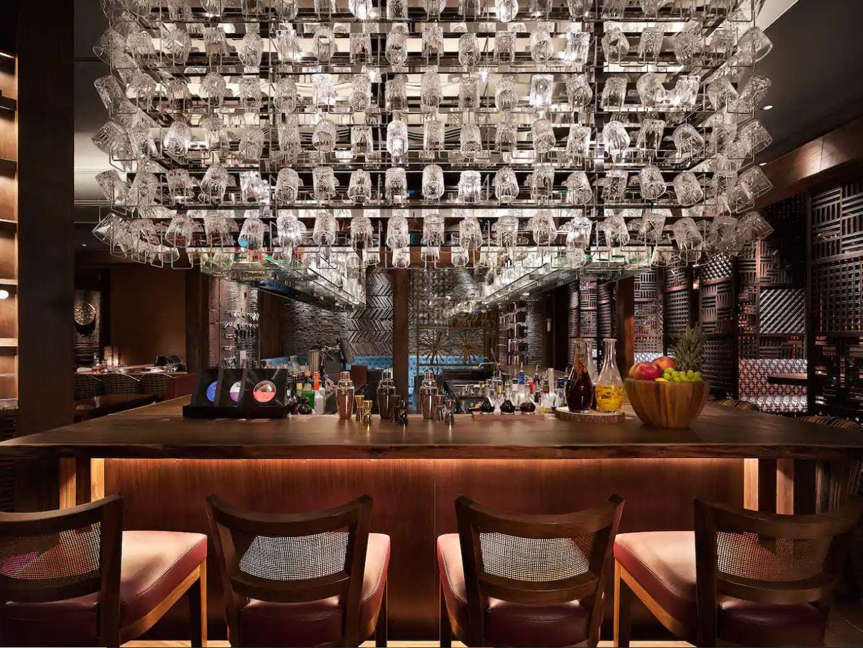 Park-Hyatt-Seul-bar.jpg