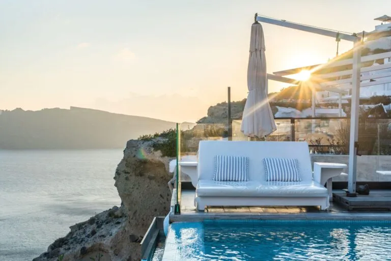 Santorini Secret Suites & Spa, Інтимний готель на острові Санторіні Ія, Вілли з видом на море та Ія
