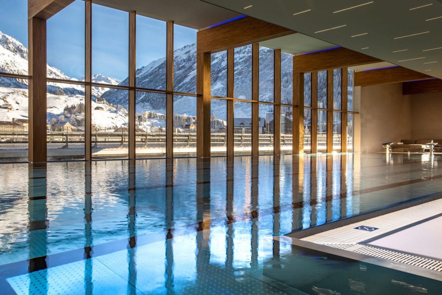 Radisson-Blu-Reussen-Andermatt-wakacje-w-Szwajcarii-hotele-gorskie-w-alpach-narty-w-szwajcarii-gdzie-na-narty-2022-26.jpg