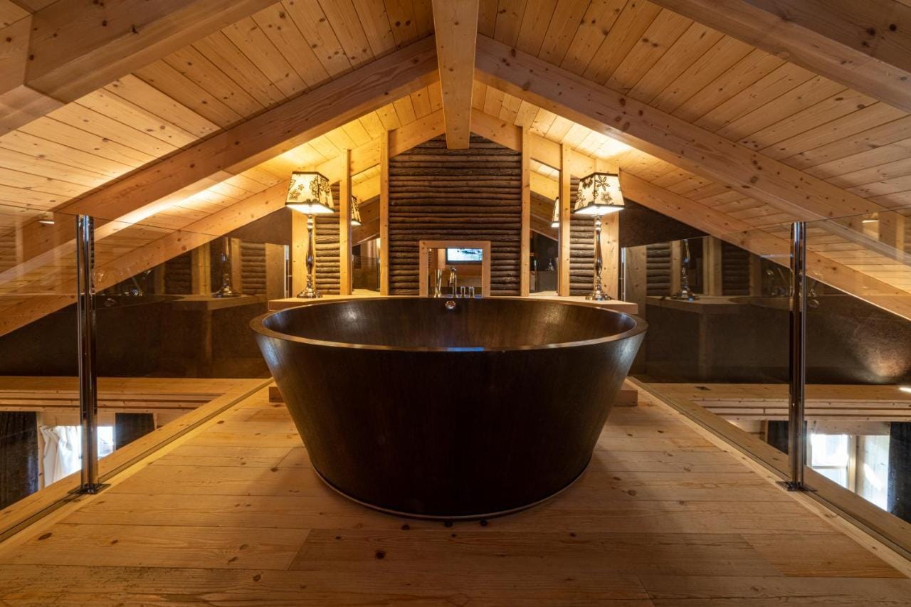Rosapetra-Spa-Resort-luksusowe-hotele-gorskie-we-Wloszech-wyjazdy-na-narty-do-Wloch-z-biurem-podrozy-najlepsze-hotele-w-Dolomitach-14.jpg