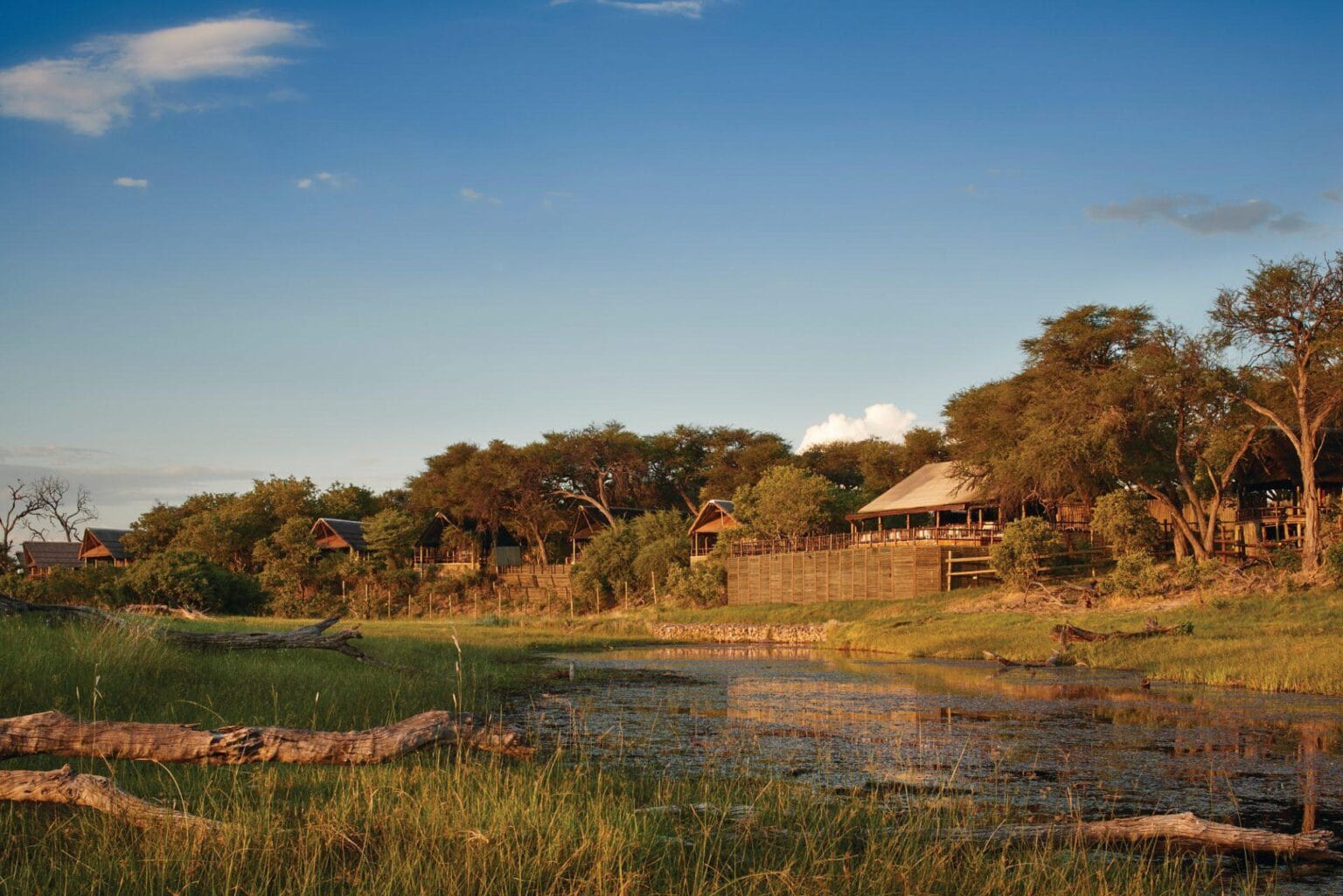 Savute-Elephant-Lodge-a-Belmond-Safari-najlepsze-lodge-w-Botswanie-luksusowe-podroze-do-Botswany-ekskluzywne-wyprawy-do-Botswany-1.jpg