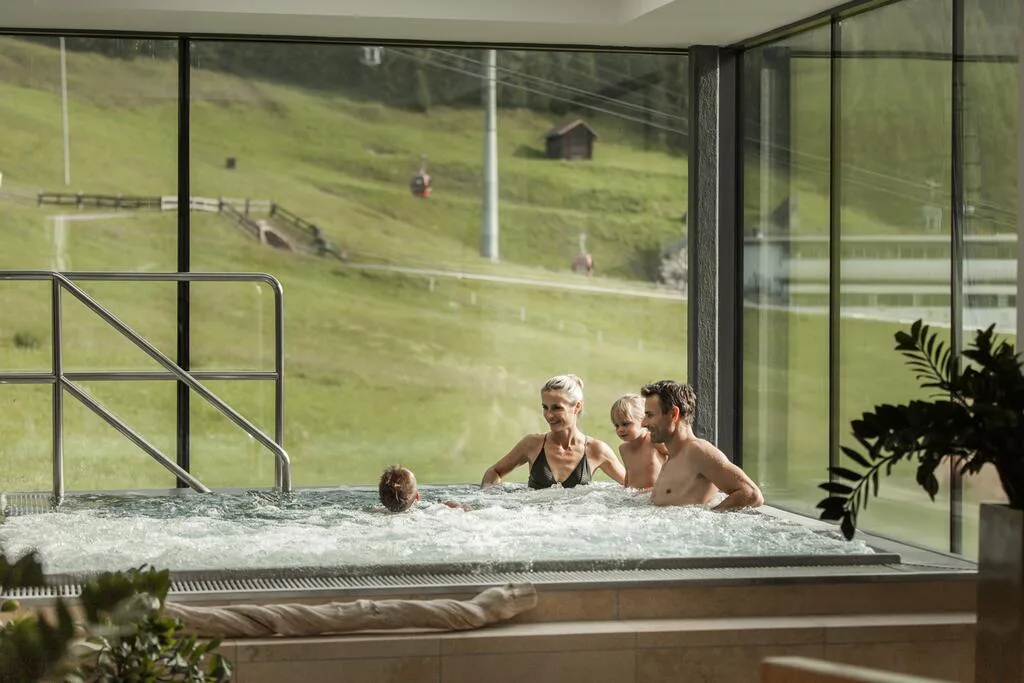 Schlosshotel-Fiss-Fiss-Austria-lato-5.jpg