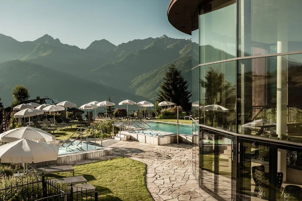 Schlosshotel-Fiss-Fiss-Austria-lato-8.jpg