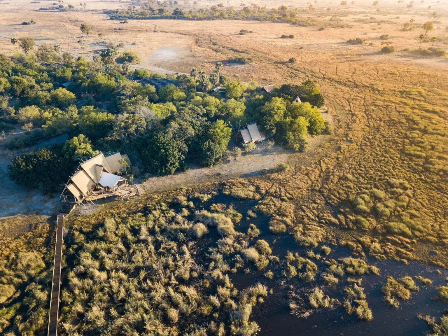 Selinda-Camp-Botswana-luxury-hotels-in-Botswana-exclusive-tailor-made-holidays-in-Botswana-trip-to-Botswana-14.jpg