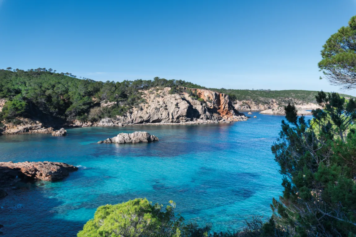Six-Senses-Ibiza-najlepsze-hotele-na-Ibizie-luksusowe-wakacje-na-Ibizie-14.png