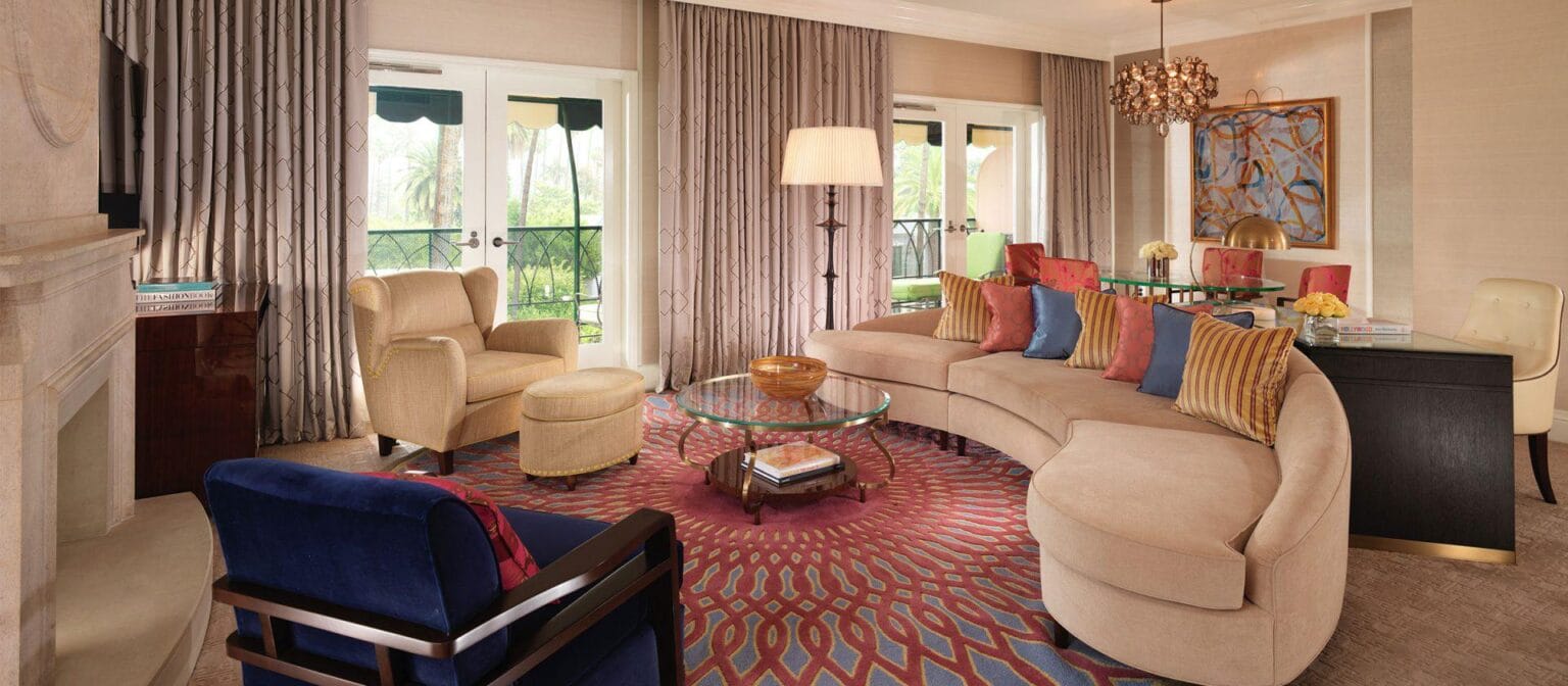 The-Beverly-Hills-Hotel-Crescent-Suite.jpg