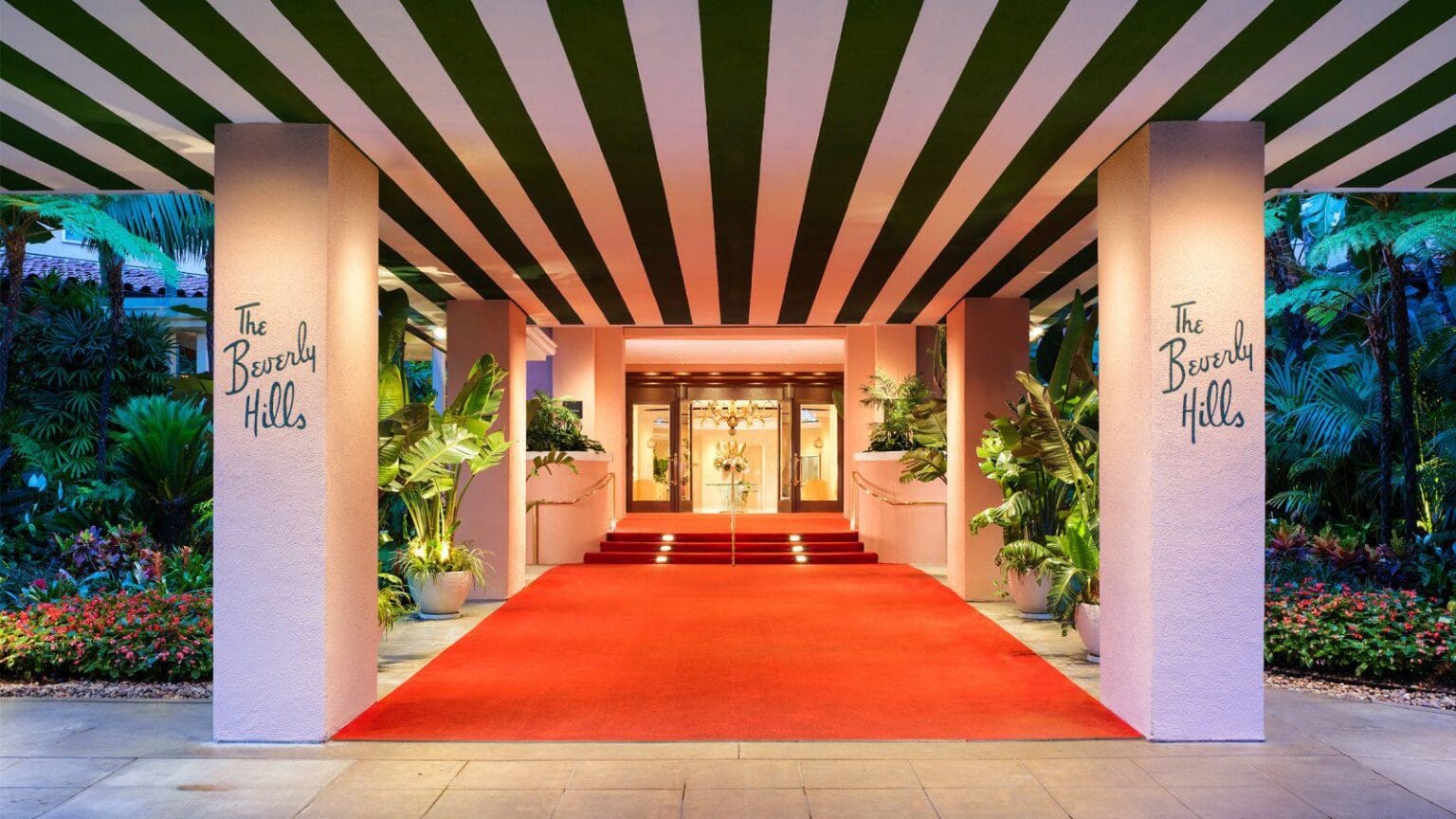 The-Beverly-Hills-Hotel-entrance.jpg