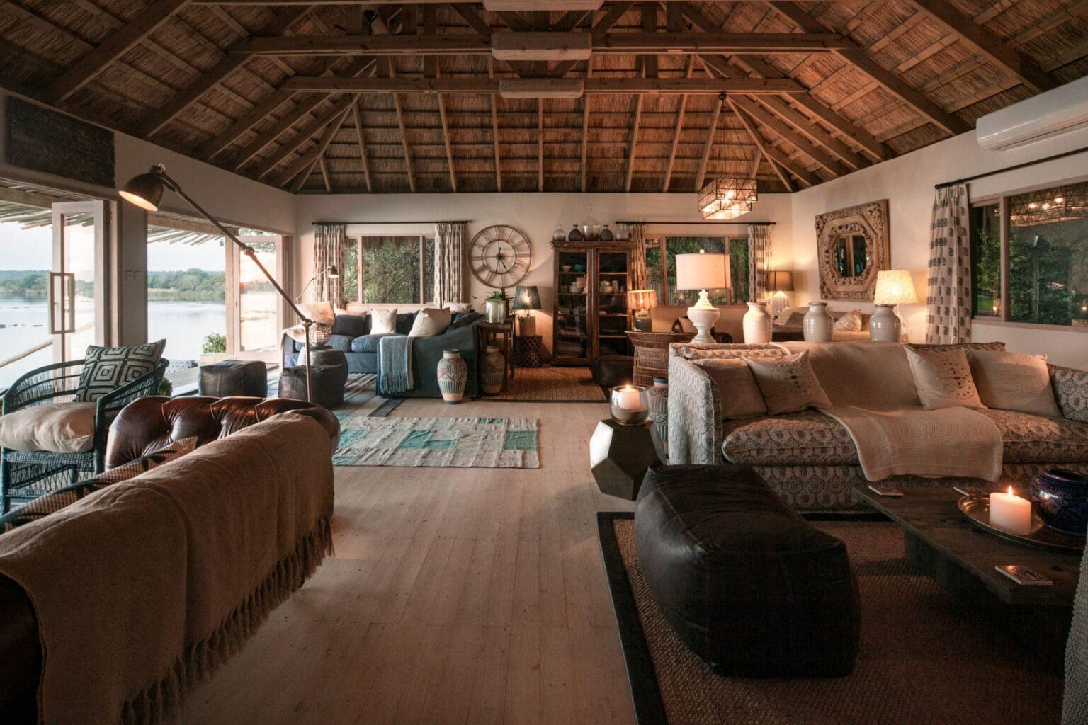 Tongabezi-Lodge-Zambia-najlepsze-hotele-w-Zambii-luksusowe-wakacje-w-Zamibii-ekskluzywne-wyprawy-do-Zambii-szyte-na-miare-zwiedzanie-Zambii-najwazniejsze-atrakcje-Zambii-19.jpg