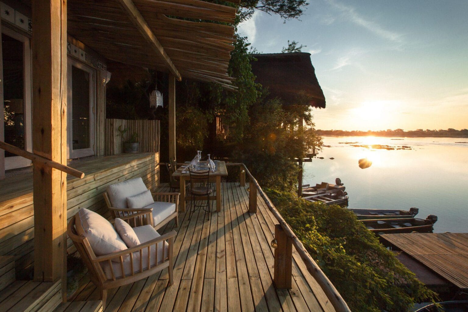 Tongabezi-Lodge-Zambia-najlepsze-hotele-w-Zambii-luksusowe-wakacje-w-Zamibii-ekskluzywne-wyprawy-do-Zambii-szyte-na-miare-zwiedzanie-Zambii-najwazniejsze-atrakcje-Zambii-55.jpg
