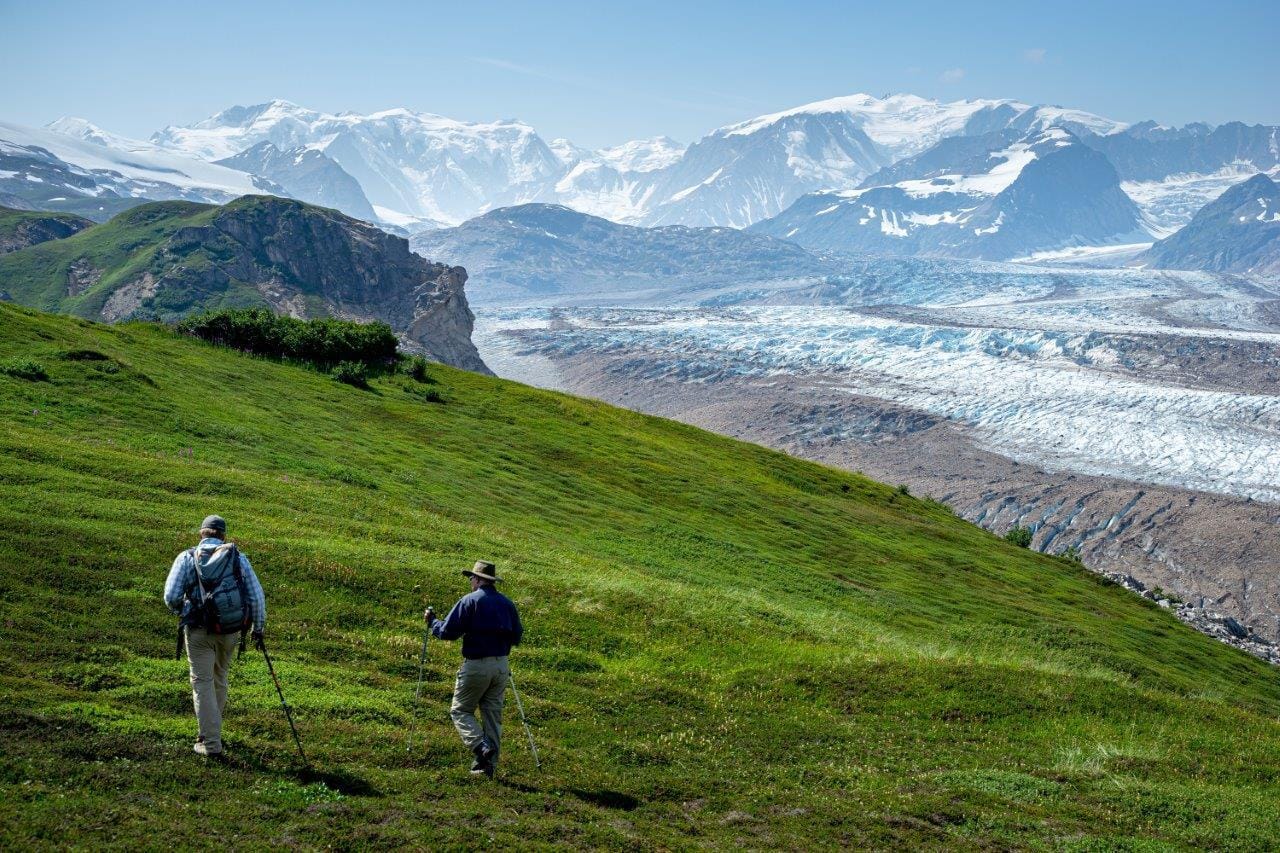 USA-Alaska-Tordillo-Lodge-hiking.jpg
