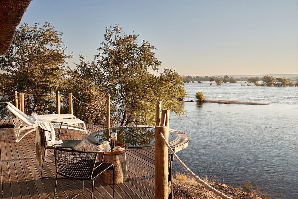 Victoria-Falls-River-Lodge-Zimbabwe-najlepsze-safari-w-Zimbabwe-luksusowe-hotele-w-Zimbabwe-ekskluzywne-lodge-w-Zimbabwe-wycieczki-do-Zimbabwe-szyte-na-miare-4.jpg