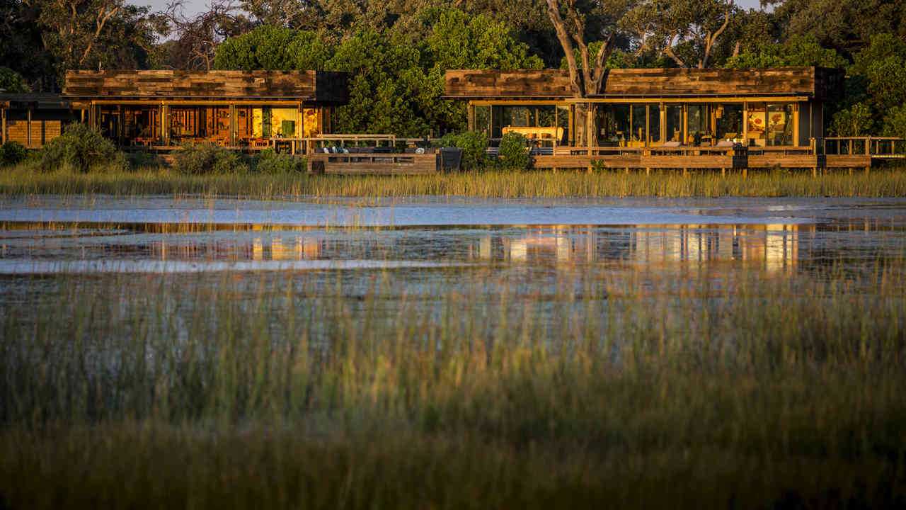Vumbura-Plains-Botswana-najlepsze-safari-w-Botswanie-luksusowe-wyprawy-do-Botswany-wycieczki-do-Botswany-szyte-na-miare-ekskluzywne-lodge-w-Botswanie-5.jpg