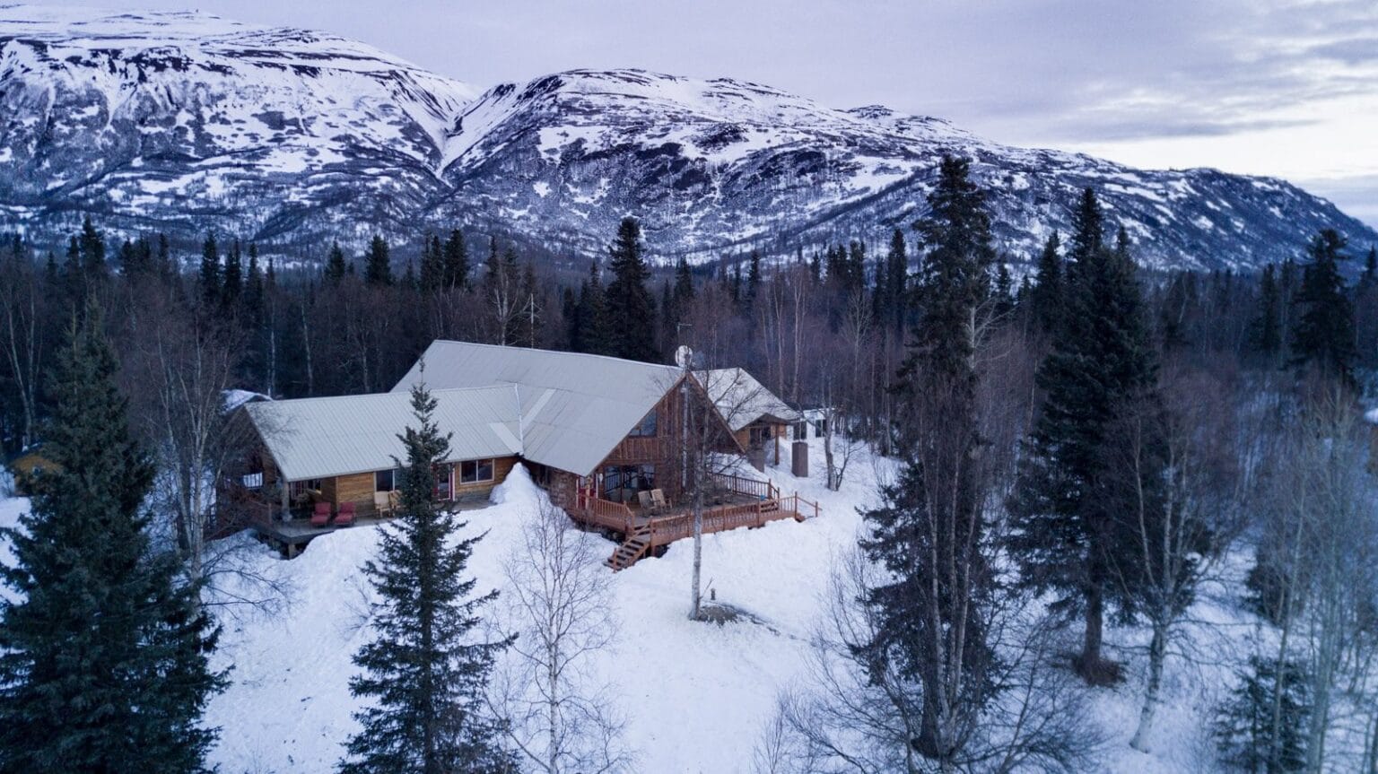 Winterlake-Lodge-Alaska-luksusowe-hotele-na-Alasce-wyprawy-na-Alaske-gdzie-spac-na-Alasce-zwiedzanie-Alaski-podroz-na-Alaske-wycieczka-na-Alaske-szyta-na-miare-najlepsze-hotele-na-Alasce-9.jpg